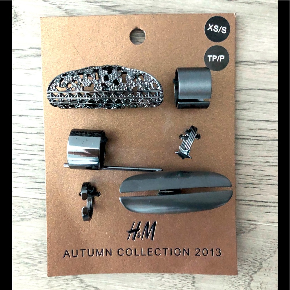 BNWT H&M Ring Collection